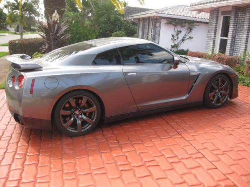 2009 nissan gtr hks 570