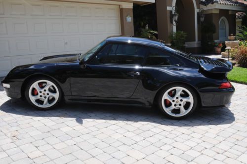 Porsche 911 993 turbo black on black beauty