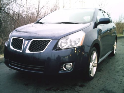 2009 pontiac vibe 2.4l auto, fwd, sunroof, 17&#034; wheels no reserve!