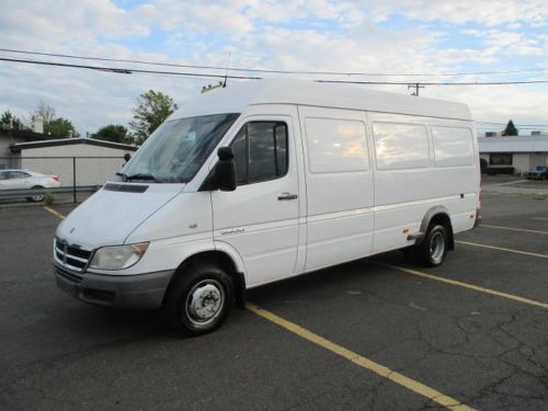 2005 dodge sprinter 3500 1ownr 146k auto ac hi top extnd clean pa title/carfax !