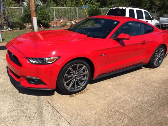 Ford: mustang gt