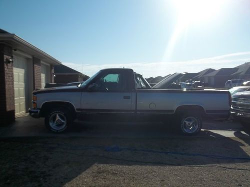 95 chevrolet  standard cab pickup 2-door 5.7l new motor power house