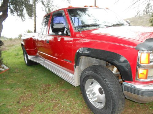 1989 chevey 4x4-duley.california tough truck!!!