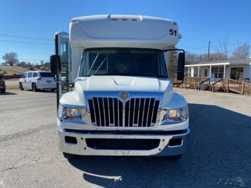 2014 international harvester ac/uc commercial bus starcraft