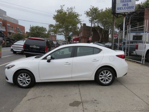 2015 mazda mazda3 i grand touring 4dr sedan 6m