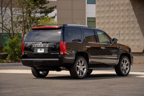 2009 cadillac escalade base awd 4dr suv w/v8 ultra luxury collection