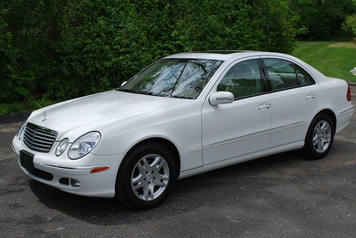 2005 e320cdi   white with beige interior, always garaged