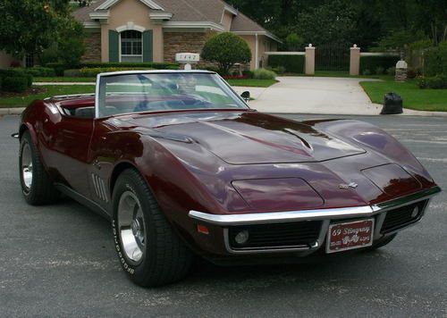 Highly desirable chrome bumper beauty - 19669 chevrolet corvette convertible