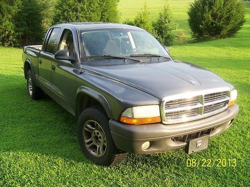 2004 dodge dakota sport crew cab pick up 4 doorv-6 magnum