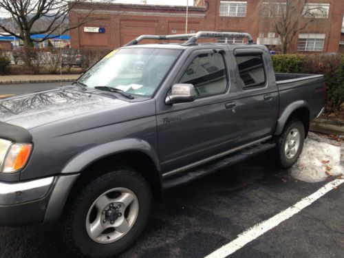 2000 nissan frontier se crew cab pickup 4-door 3.3l