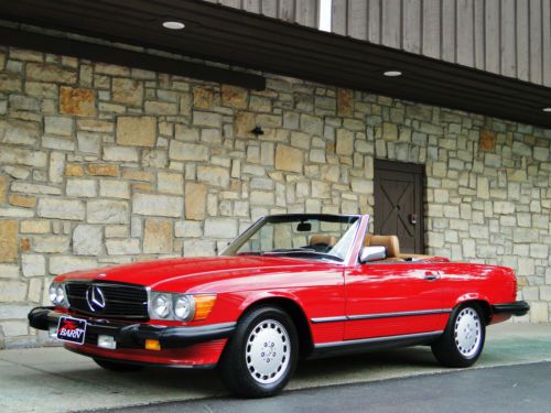 Absolutely stunning 560sl, only 16k mi, 2 tops, red over tan w/ black top r107