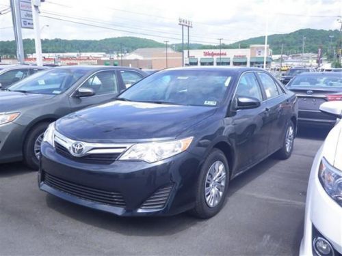 2014 toyota camry le