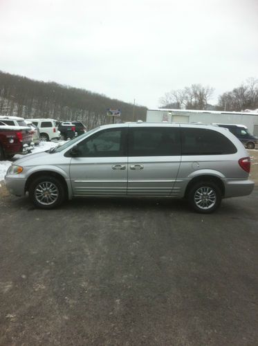 2001 chrysler town &amp; country limited mini passenger van 4-door 3.8l