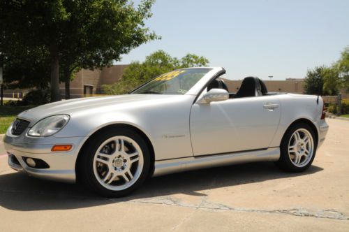 2002 mercedes-benz slk32 amg base convertible 2-door 3.2l