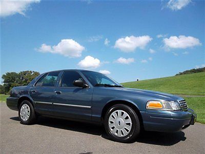 2009 ford crown victoria *police interceptor* 1-owner only 35k miles mint-cond!