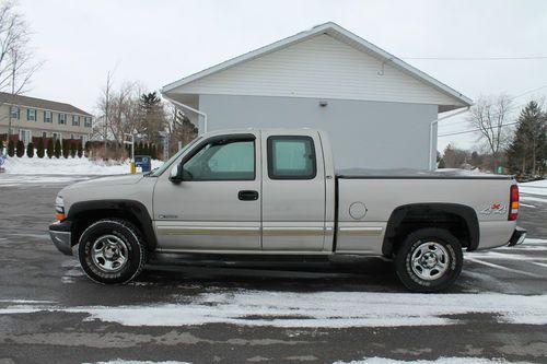 2002 chevy silverado 1500 extended cad 4 whhel drive