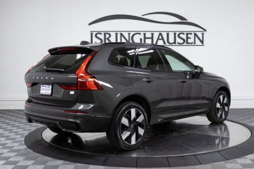 2024 volvo xc60 recharge plug-in hybrid t8 eawd plus dark theme