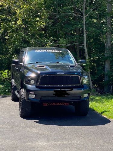 2012 dodge ram 1500 fully loaded - lifted truck