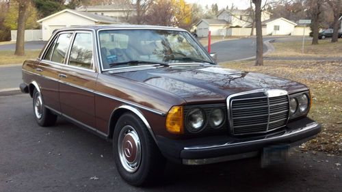 1978 mercedes-benz 300d base sedan 4-door 3.0l