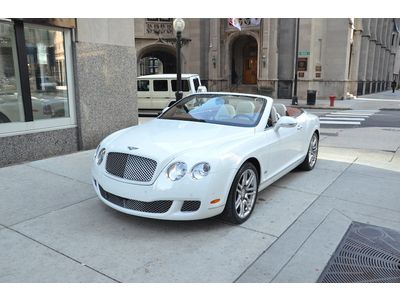 2010 bentley gtc series 51 still under warranty  very rare color combo, has k40