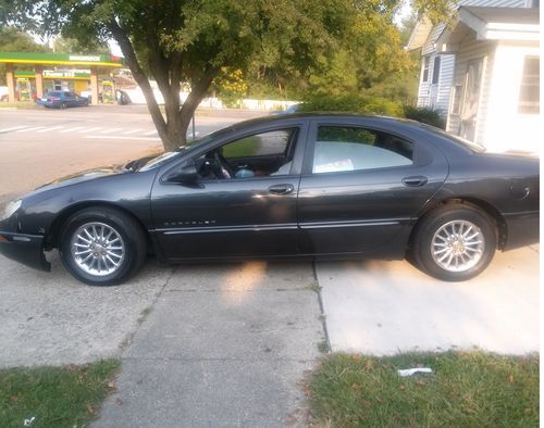 2000 chrysler concorde lxi 4 door sedan