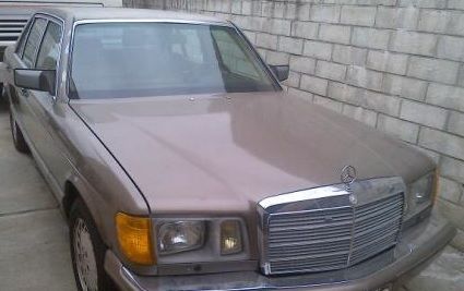 1987 mercedes 560 sel  - salvaged title, runs needs work