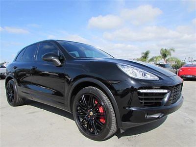 11 porsche cayenne turbo black on black panoramic roof bose navigation