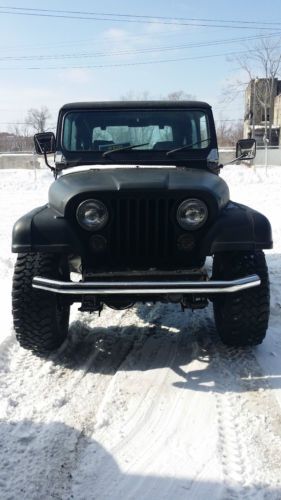 Jeep cj7 1983  fiber glass body