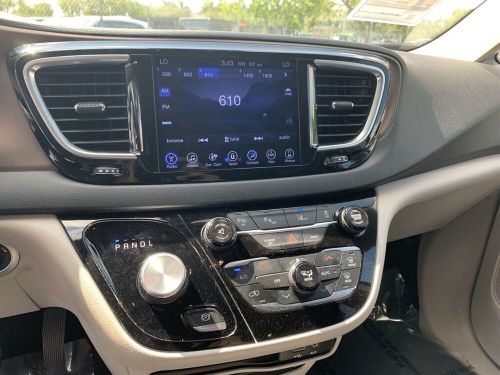 2017 chrysler pacifica touring l plus