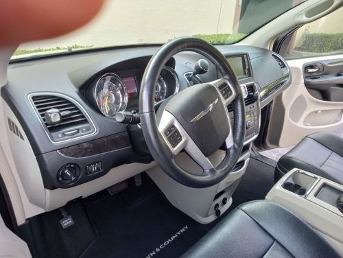 2015 chrysler town &amp; country