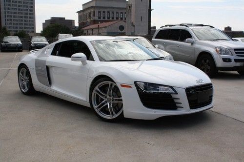 Audi r8 supercar manual navigation ibis white on black quattro awd reserve low