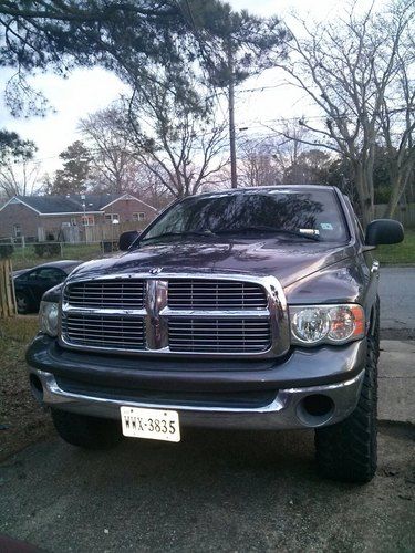 2004 dodge ram 1500 slt crew cab pickup 4-door 5.7l