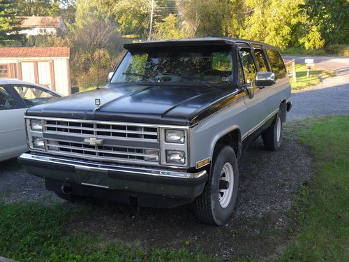 1988 chevrolet r20 suburban 4x4 6.2l turbo diesel