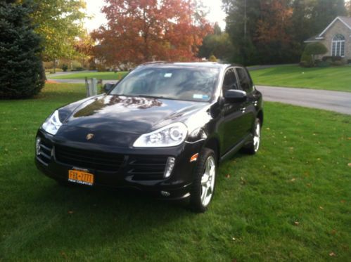 2010 porsche cayenne low miles with certified factory warranty