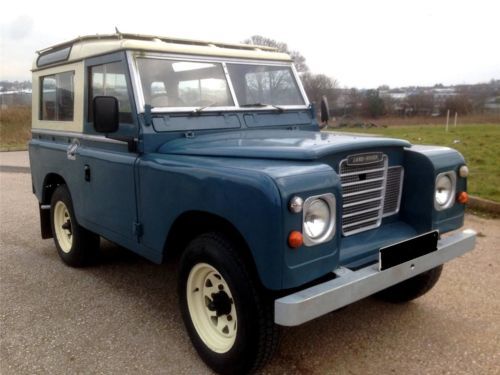 1975 land rover defender uk