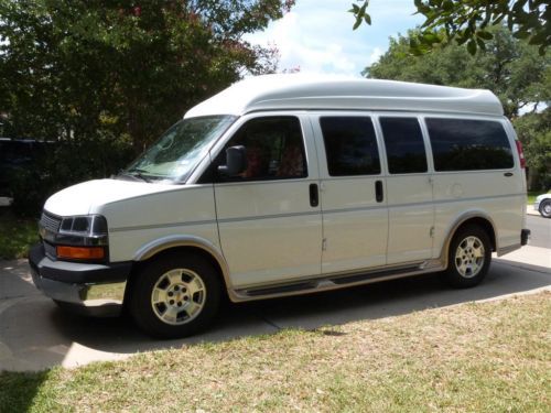 Sell used 2011 Chevrolet Express Wheelchair Handicap EZ Lock Leather ...