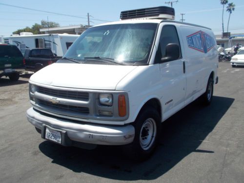 2001 chevy express van no reserve