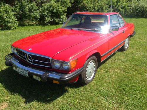 1989 mercedes-benz 560sl convertible 35k miles showroom new all original wow!!!!