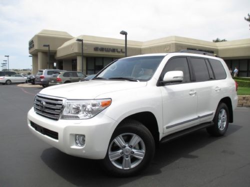 2014 landcruiser pre-collision radar cruise nav coolbox call greg 888-696-0646