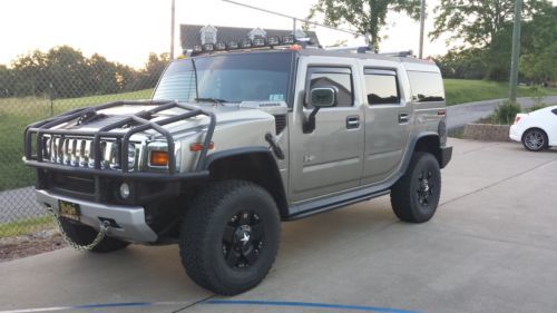 Hummer h2 custom wheels, ladder...