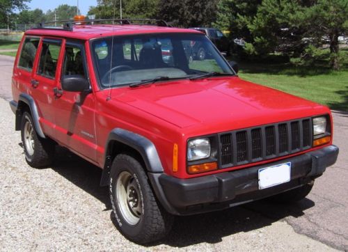 2000 jeep cherokee (rhd) - right hand drive postal