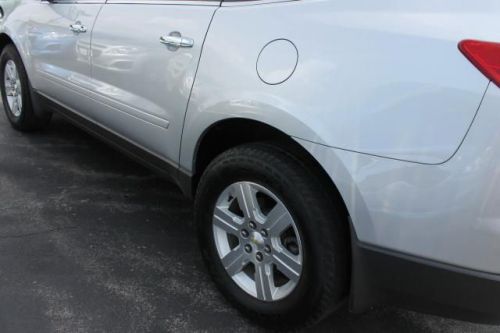 2011 chevrolet traverse 1lt