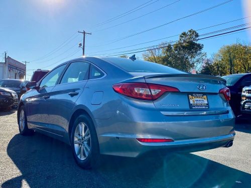 2017 hyundai sonata base 4dr sedan