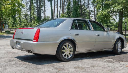 2008 cadillac dts