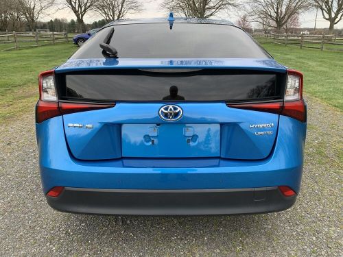 2021 toyota prius limited