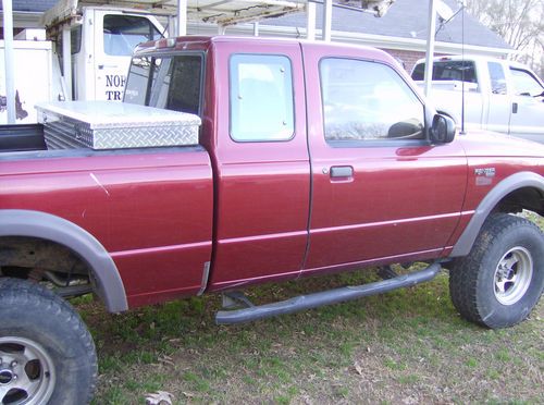 1997 ford ranger xlt extended cab pickup 2-door 4.0l