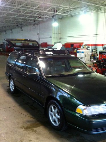 1998 volvo v70 base wagon 4-door 2.4l 5 speed manual transmission