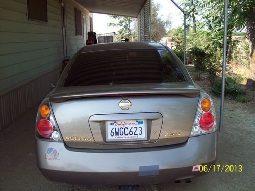 2002 nissan anltima