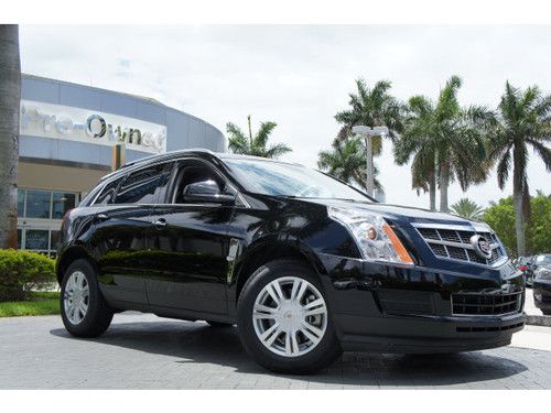 2011 cadillac srx luxury collection,front wheel drive,1 owner,clean carfax!!!