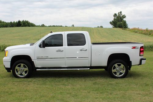 2012 gmc sierra 2500 hd denali crew cab pickup 4-door 6.6l